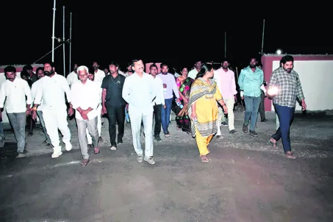 నాలుగు గంటల పాటు సీఎం పర్యటన