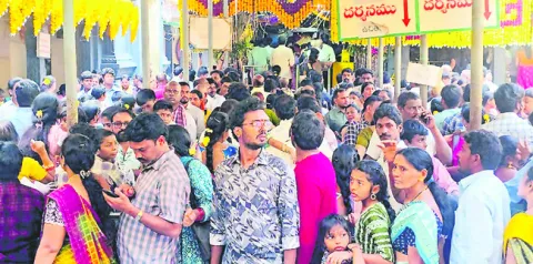 హత్యా రాజకీయాలను             ప్రోత్సహిస్తున్న బాబు ప్రభ