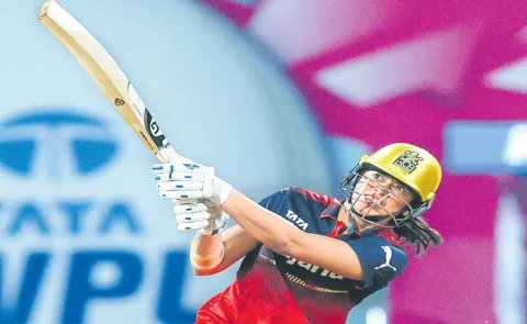 Delhi Capitals beat Royal Challengers Bengaluru by 9 wickets4