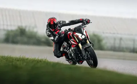 Bajaj Pulsar Range Gets A Price Hike5