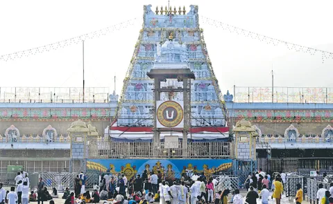 Sakshi Guest Column On Chandrababu coalition govt and TTD