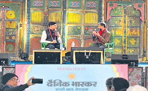 Vishwanathan Anand shares success mantra with kids