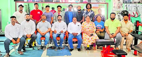 మంగళగిరిలో పవర్‌ లిఫ్టింగ్‌ సెలక్షన్‌ పోటీలు 