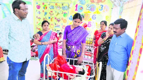 శిశుగృహ పిల్లలను దత్తత ఇవ్వాలి