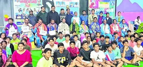 పారా, మాస్టర్‌ అథ్లెట్లకు సత్కారం 