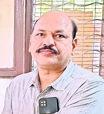 ఉద్యోగుల అత్యుత్తమ సేవలతోనే ఉత్తమ డివిజన్‌గా ఎంపిక...
