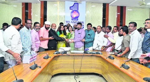 హ్యాపీ న్యూ ఇయర్‌ మేడమ్‌