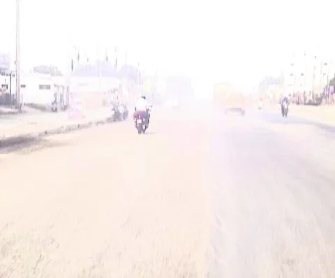 ప్రయాణం.. నరకప్రాయం