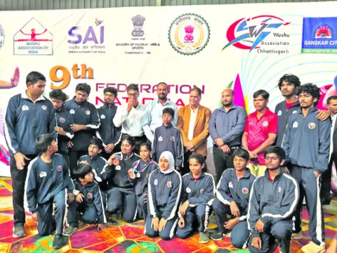 జాతీయస్థాయి వుషూ పోటీల్లో పతకాలు 