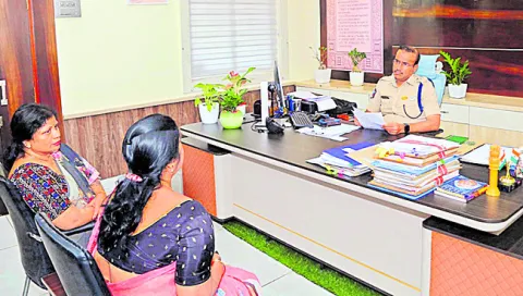 పెళ్లిళ్ల పేరుతో మోసం 