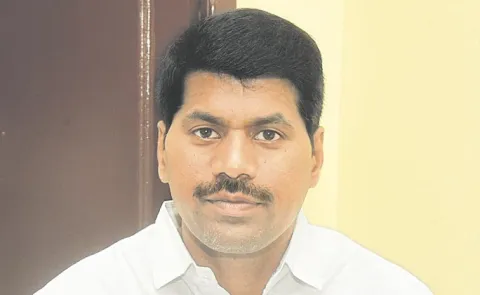 AP Employees Federation Chairman Venkatram Reddy Fires On Chandrababu
