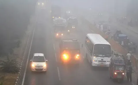 Grade-4 restrictions lifted in Delhi