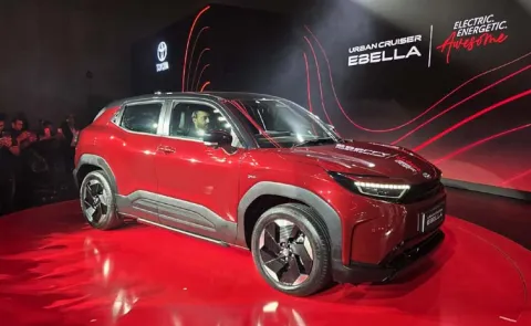 Toyota Urban Cruiser Ebella Unveiled in India1