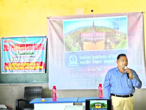 ప్రణాళికాబద్ధంగా చదువుకోవాలి 
