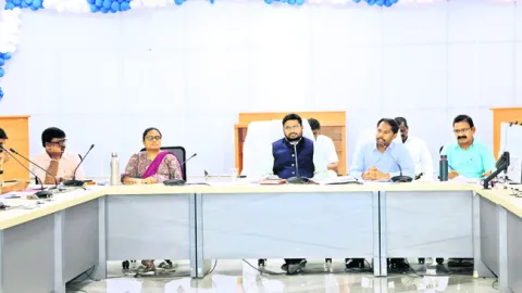 ‘పది’లో ప్రథమస్థానంలో నిలవాలి 