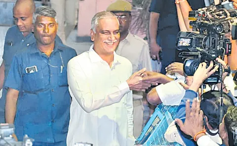 BRS Harish Rao undergoes 8 hour SIT questioning in phone-tapping case