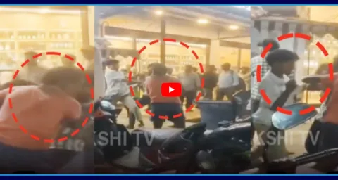 Drunk Peoples Fight In Gajuwaka Video Goes On Viral 1