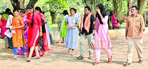 జేఈఈ మెయిన్స్‌ ప్రారంభం 