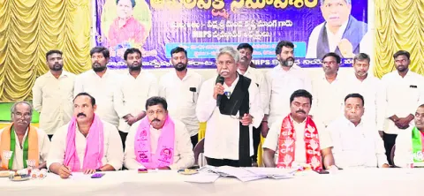 దళితుడిని చంపిన వారిని కాపాడడం దారుణం
