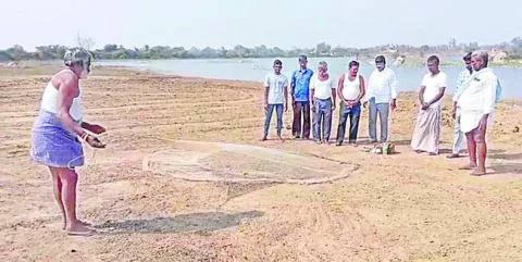 చేపలు పట్టేందుకు శిక్షణ 