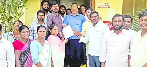 మా గ్రామంలో బెల్టుషాపులు వద్దు 