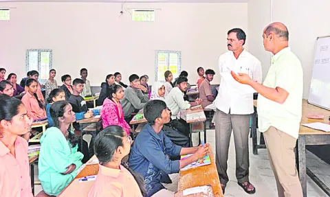 ప్రాక్టికల్స్‌కు హాజరు తప్పనిసరి 