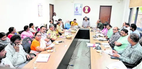 గణతంత్ర వేడుకలు ఘనంగా నిర్వహిద్దాం 