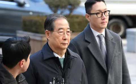 South Koreas former prime minister jailed for 23 years in martial law case