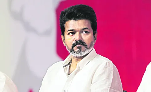 Controversies surround Jananaykan film