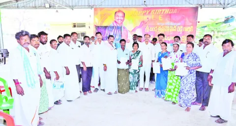 పేదింటి ఆడబిడ్డలకు అండగా ప్రభుత్వం 