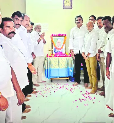 లక్ష్మమ్మకు వైవీ సుబ్బారెడ్డి నివాళులు