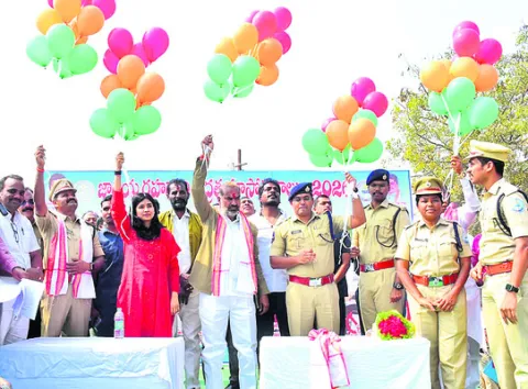 భద్రంగా.. బాధ్యతతో నడపాలి