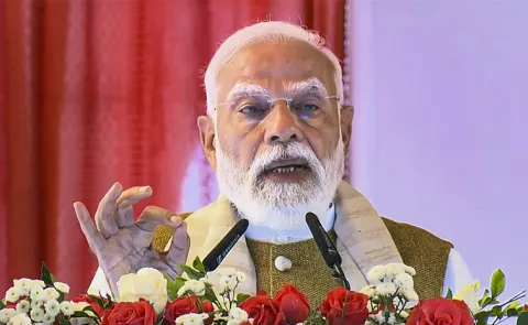PM Narendra Modi Slams LDF, UDF Collusion In Kerala
