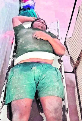 విద్యుత్‌ షాక్‌తో యువకుడి మృతి 
