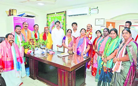 లక్ష్మీనరసింహస్వామి దేవస్థాన ధర్మకర్తల మండలి ప్రమాణ స్వ