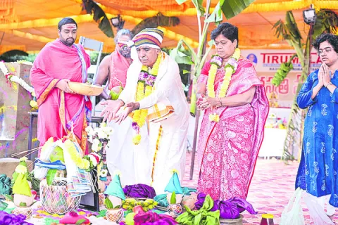 ‘తిరుమల’లో వైభవంగా సరస్వతీ హోమం 