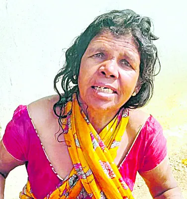 ఆదుపుతప్పిన బైక్‌ 