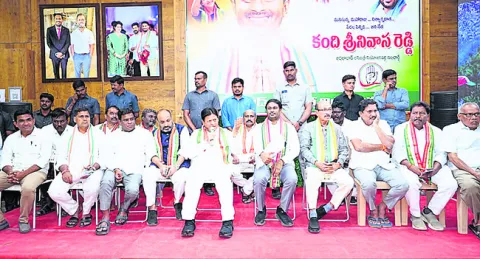 బల్దియాపై కాంగ్రెస్‌ జెండా ఎగురవేయాలి