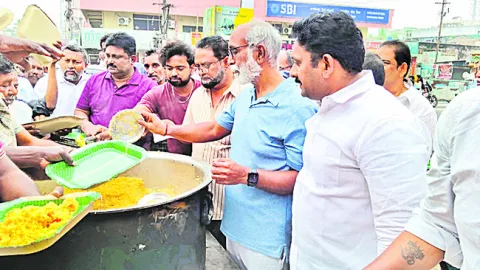 టీడీపీ సేవలో తరిస్తున్న ఉద్యోగులు 