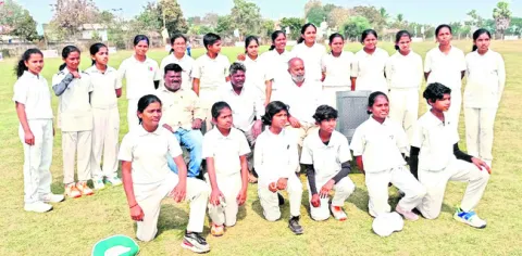 ఉత్సాహంగా టీ 20 క్రికెట్‌ మహిళా జట్టు ఎంపికలు