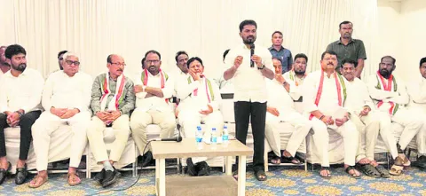 గెలుపే లక్ష్యంగా పనిచేయాలి