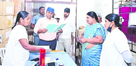 పరిసరాల పరిశుభ్రత ముఖ్యం