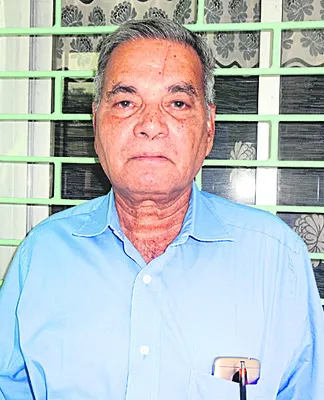 కాలమిస్ట్‌ వెనిగళ్ల వెంకటరత్నం మృతి 