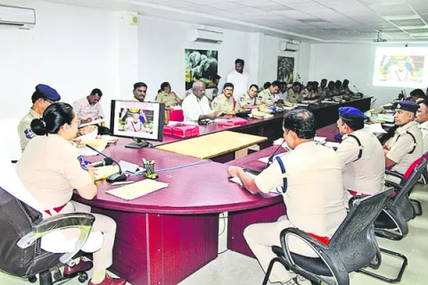 శాంతిభద్రతల్లో రాజీ పడొద్దు 