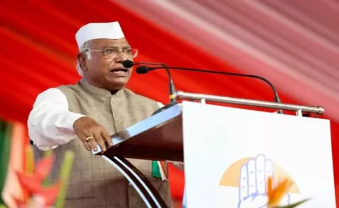 Centre turning Governors into puppets says AICC President Mallikarjun Kharge 