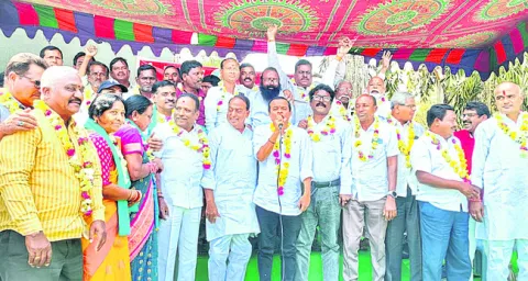 ఉద్యమకారుల హామీలు నెరవేర్చాలి