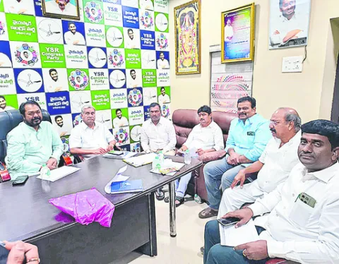 పది రోజుల్లో పార్టీ కమిటీల నియామకం