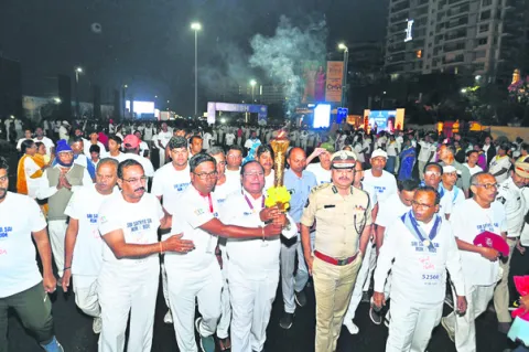 ప్రేమ, స్నేహం, సేవతోనే సమాజ హితం 