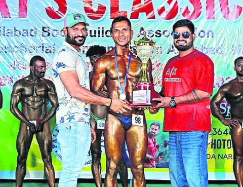 బాడీ బిల్డింగ్‌ పోటీల్లో ప్రతిభ