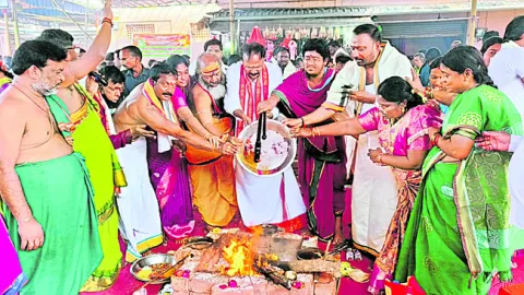 భక్రిశ్రద్ధలతో సుబ్రహ్మణ్య హవనం 